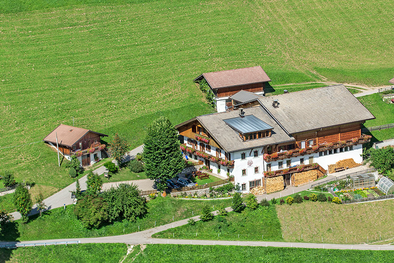 agriturismo-a-san-candido-val-pusteria-gro-marerhof